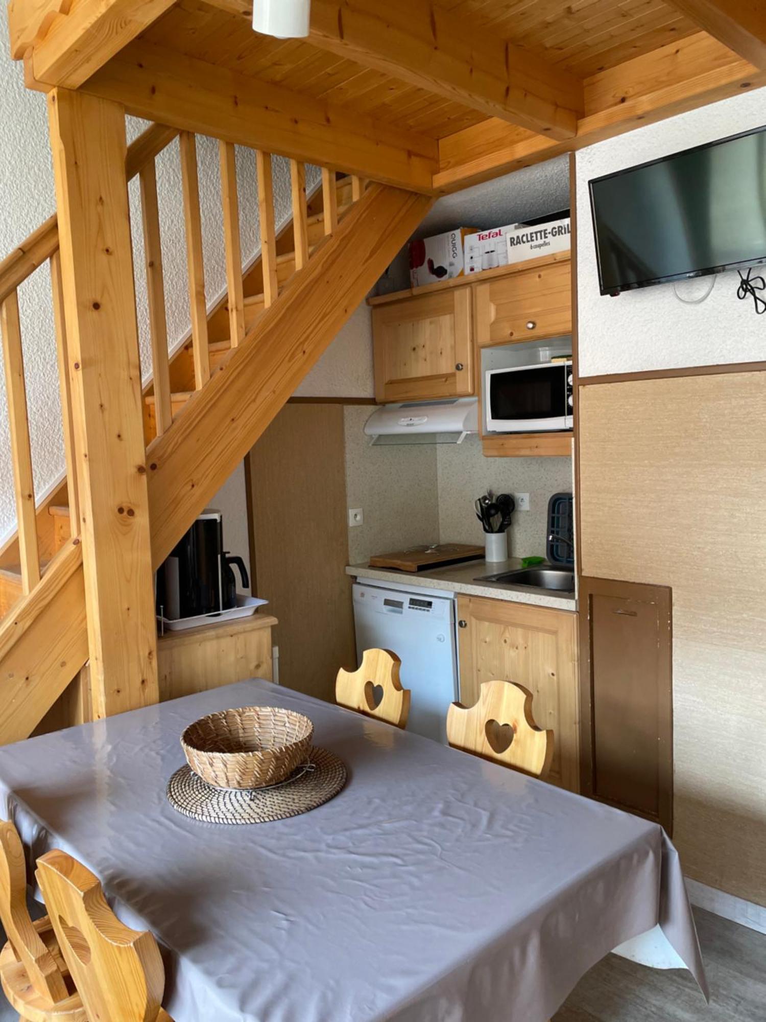 Appartement Pour 6 Personnes Au Pied Des Pistes Au Calme Aux Menuires Les Asters サン・マルタン・ド・ベルヴィル エクステリア 写真